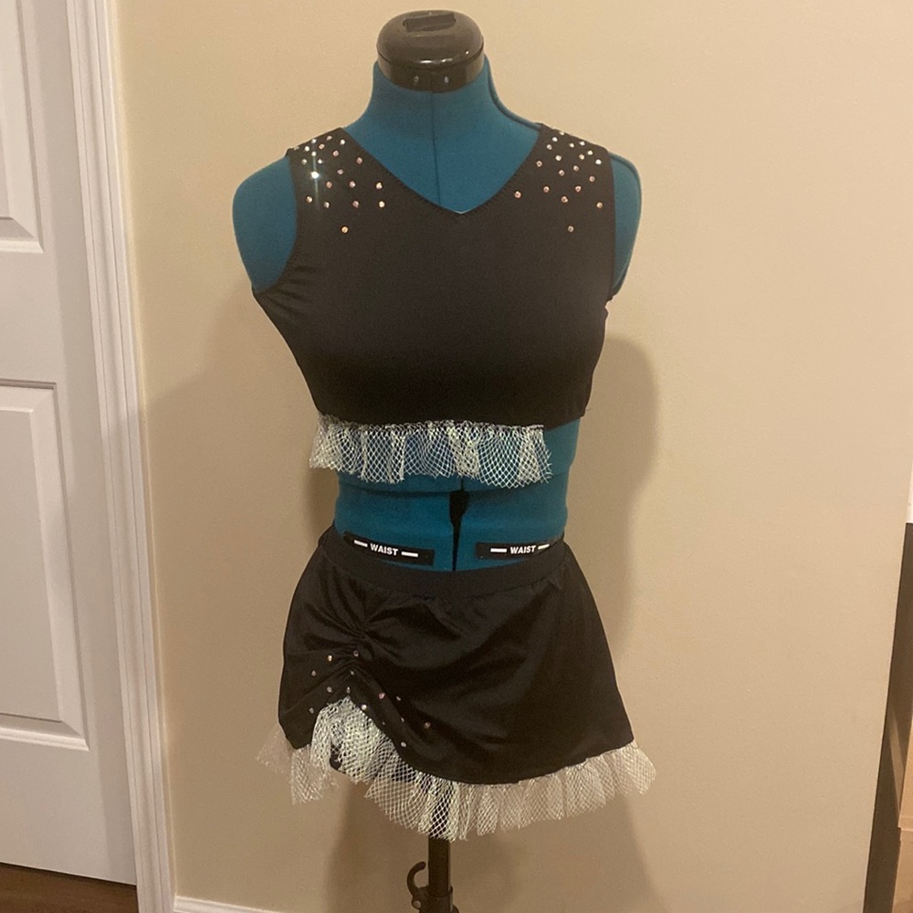 AM semi-custom Contemporary/Jazz costume.